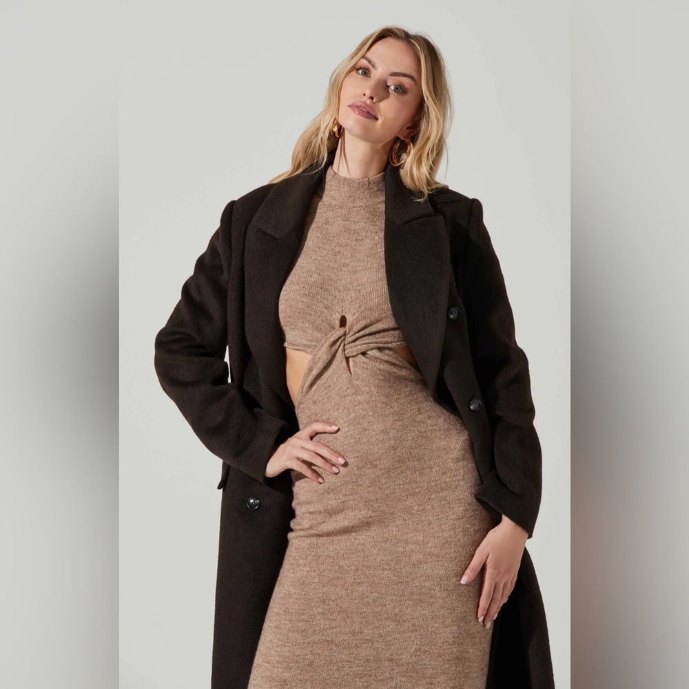 ASTR MORANA OVERSIZED BOUCLE COAT  Dark Brown/ Chocolate Size: Small - Picture 2 of 6